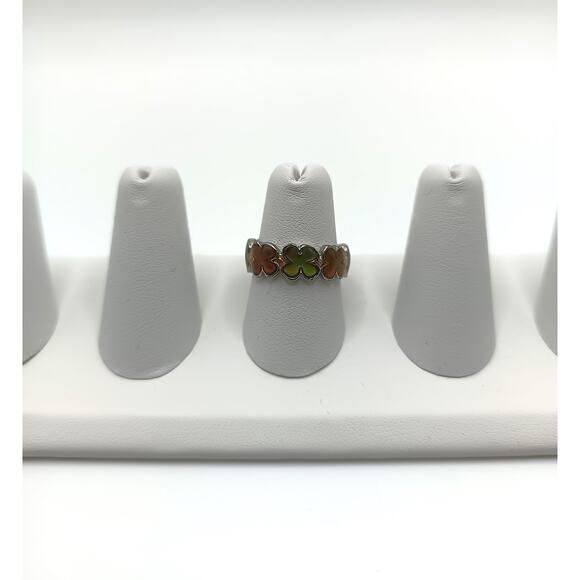 Vintage Enamel Flower Clover Shape Ring Size 7 - Picture 1 of 5